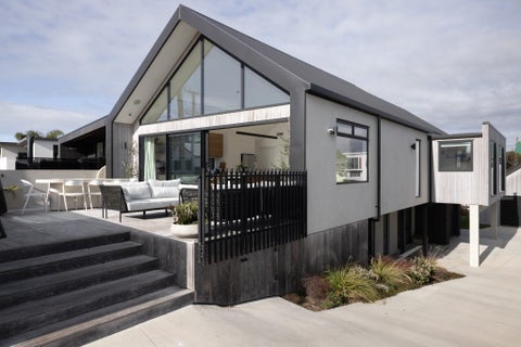 56 Karewa Parade, Papamoa Beach, Papamoa