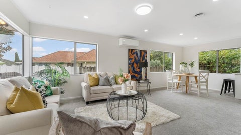 2/24 Amberwood Drive, Northpark, Auckland