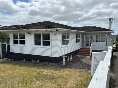 1/99 Rangatira Road, Beach Haven, Auckland
