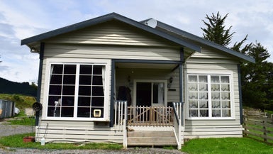 861 State Highway 1, Manakau