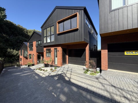 13 Torino Street, Point England, Auckland