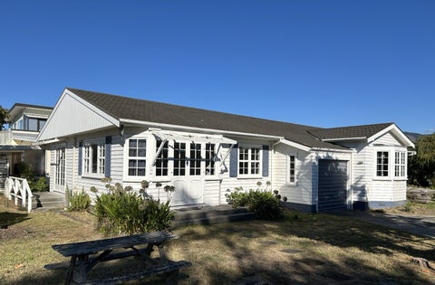 157 Parkers Road, Tahunanui, Nelson