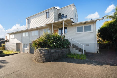 1/134 Aberdeen Road, Campbells Bay, Auckland