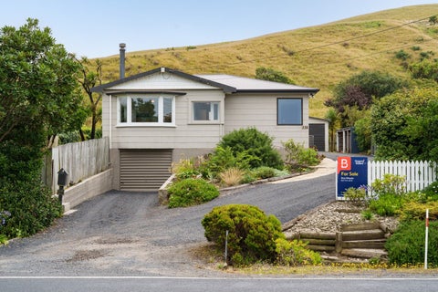 716 Brighton Road, Ocean View, Dunedin