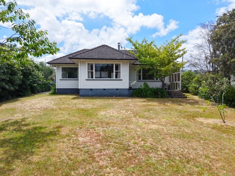 5 Mere Road, Taupo
