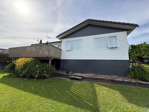 15 Flinders Place, Welcome Bay, Tauranga