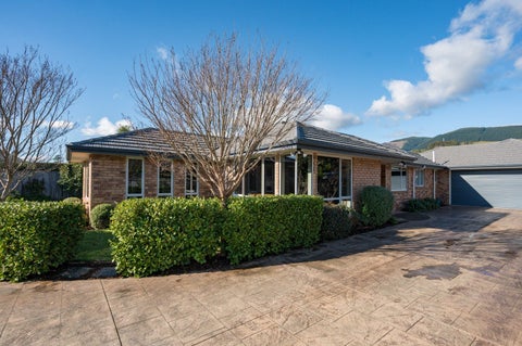 14 Cambelldon Crescent, Stoke, Nelson