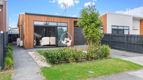 11 Liberation Road, Papakura, Papakura