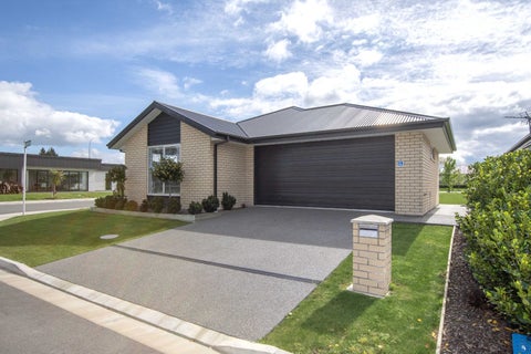 1 Godley Place, Woodend, Woodend