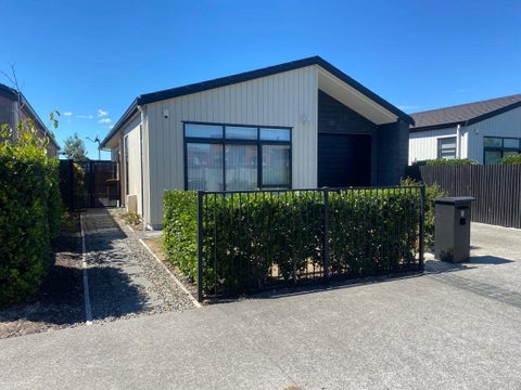 5 Vigour Lane, Papakura, Papakura