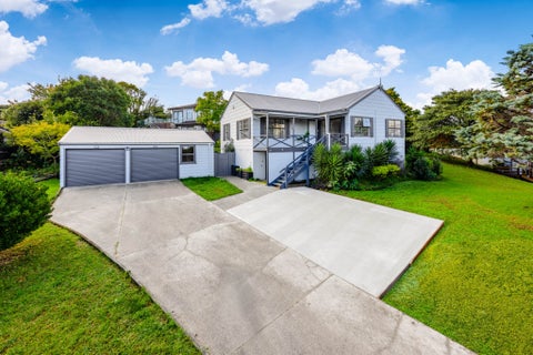 17 Palmetto Place, Goodwood Heights, Auckland