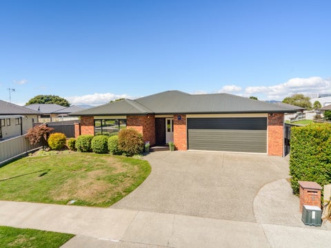 18 Daniel Place, Kelvin Grove, Palmerston North