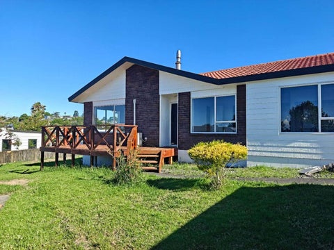20 Jumento Place, Unsworth Heights, Auckland