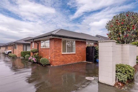 1/85 Yaldhurst Road, Sockburn, Christchurch