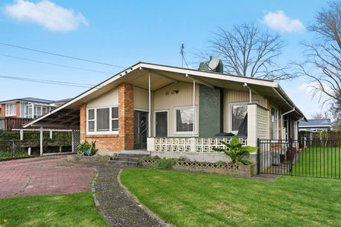 44 Bruce Avenue, Glenview, Hamilton