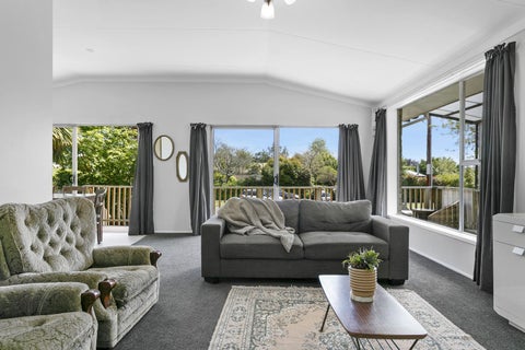 16 Sunset Street, Hilltop, Taupo