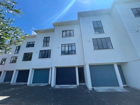 55/17 Lyon Avenue, St Lukes, Auckland