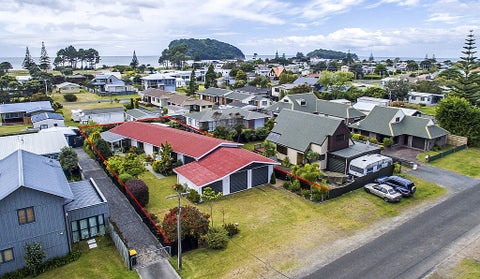 208 Sylvia Road, Whangamata