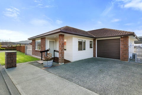 36 Woodland Mews, Wainuiomata, Lower Hutt