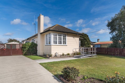 24 Wilson Crescent, Highbury, Palmerston North