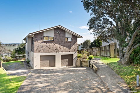 139 Bradbury Road, Botany Downs, Auckland