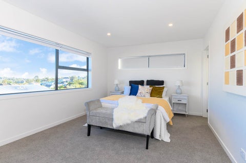 952C East Coast Road, Northcross, Auckland