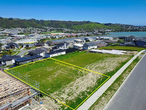 14 Te Hoiere Street, Aotea, Porirua