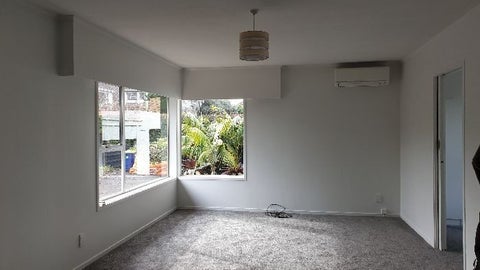 2/8 Tobruk Crescent, Milford, Auckland