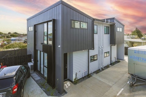 2D Convair Crescent, Māngere, Auckland
