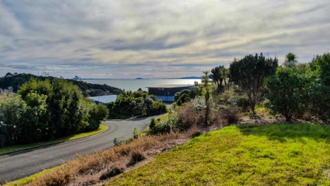 22 Dudley Crescent, Cable Bay