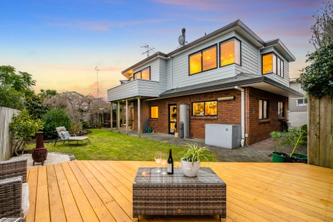 2/41 Toroa Street, Torbay, Auckland