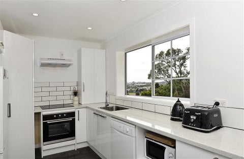 15 Sadgrove Terrace, Mount Albert, Auckland