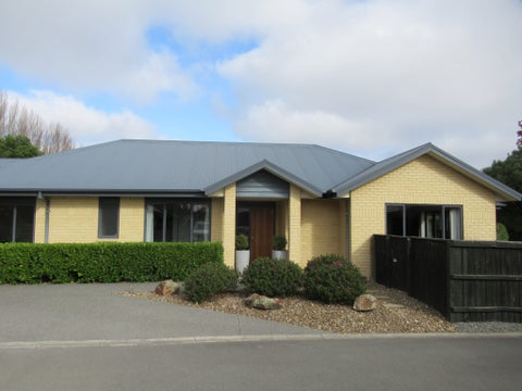 25 O'Neill Avenue, Northwood, Christchurch