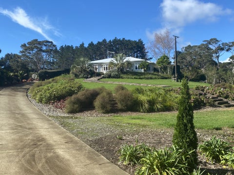 36 Tram Valley Road, Swanson, Auckland