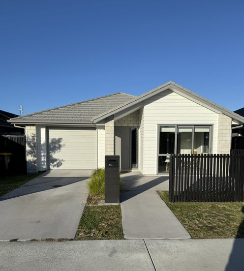 40 Empire Crescent, Papamoa