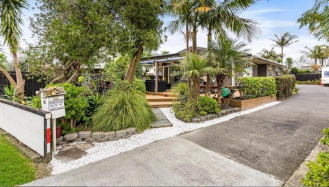 12 Quo Vadis Place, Red Beach, Red Beach
