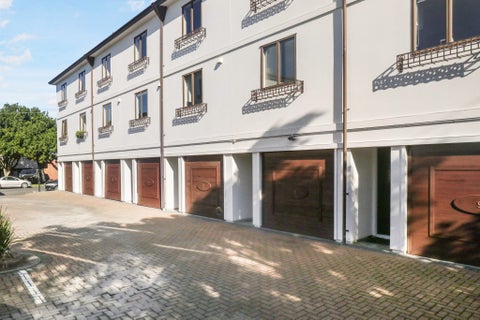 7/27 Rossmay Terrace, Kingsland, Auckland
