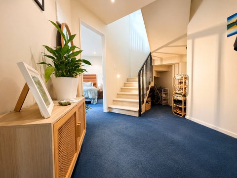 7F Austin Street, Mount Victoria, Wellington