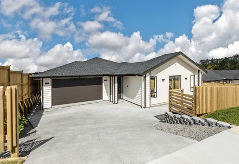 13 Tautoru Avenue, Orewa
