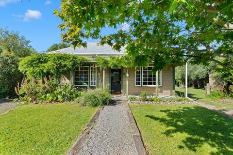 24 Papawai Road, Greytown