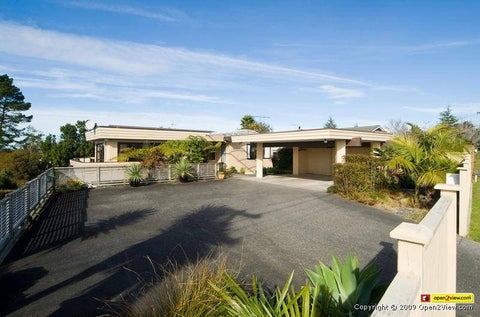 100 Arran Road, Browns Bay, Auckland