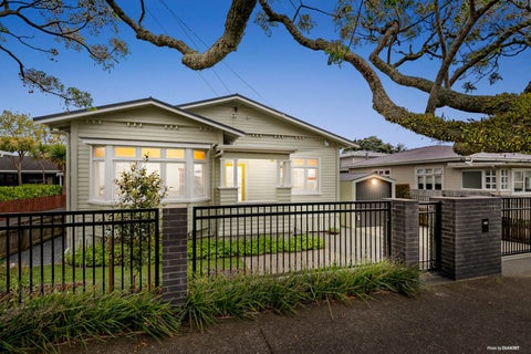 17 Miller Street, Point Chevalier, Auckland