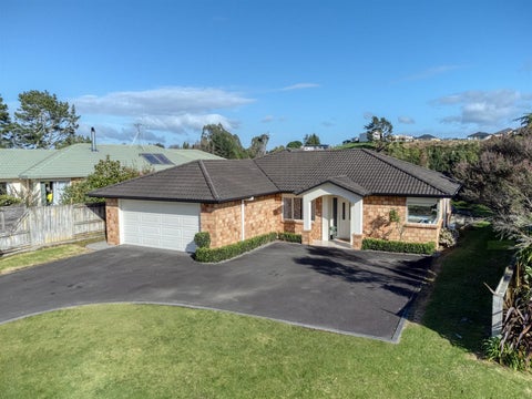 97 Stableford Drive, Pyes Pa, Tauranga
