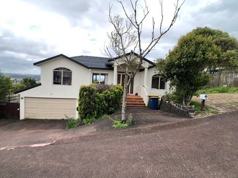 8 Canary Place, Unsworth Heights, Auckland