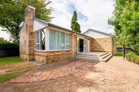 76 Nixon Street, Hamilton East, Hamilton