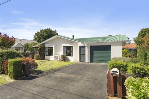 49 Reading Street, Greytown