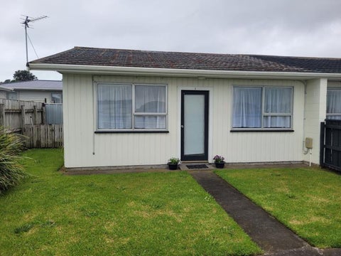 2/124 Ngamotu Road, Spotswood, New Plymouth