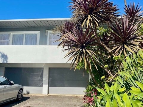 2/26 Otakau Road, Milford, Auckland