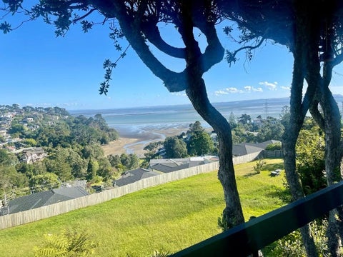 42 Lynbrooke Avenue, Blockhouse Bay, Auckland