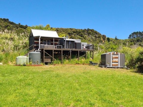 1830 Colville Road, Amodeo Bay